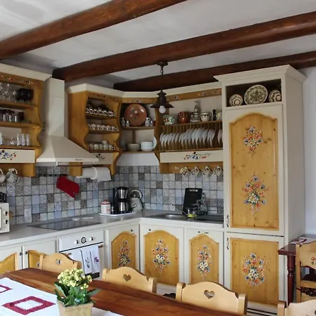 Holiday home Casa Muchia Lui Girnita *